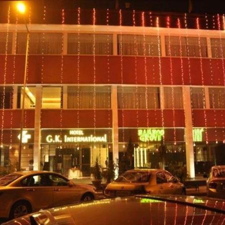 Hotel Gk International Chandīgarh Zewnętrze zdjęcie