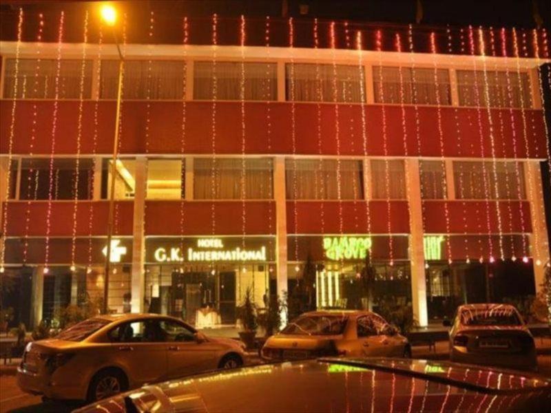 Hotel Gk International Chandīgarh Zewnętrze zdjęcie